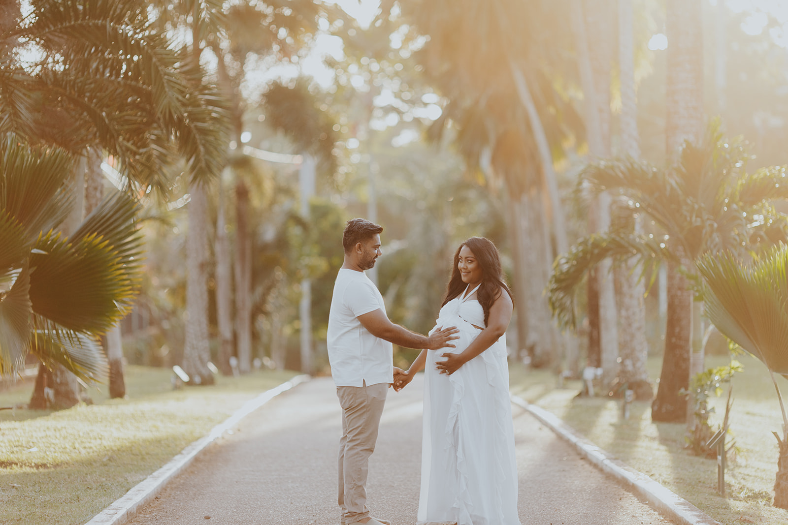 Maternity shoot botanical gardens Port of Spain Trinidad